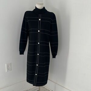 Vintage 60s Black White Mod Poly Knit MIDI Dress Volup